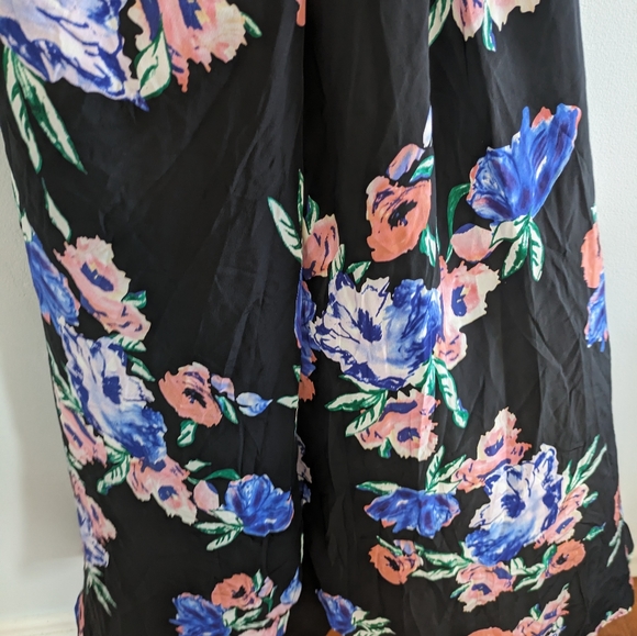 Yumi Kim Rush Hour Wrap Maxi Dress in Ivy Blossom - Picture 5 of 8